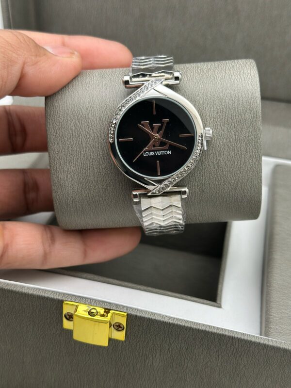 LOUIS VITTON WOMENS PREMIUM WATCHES
