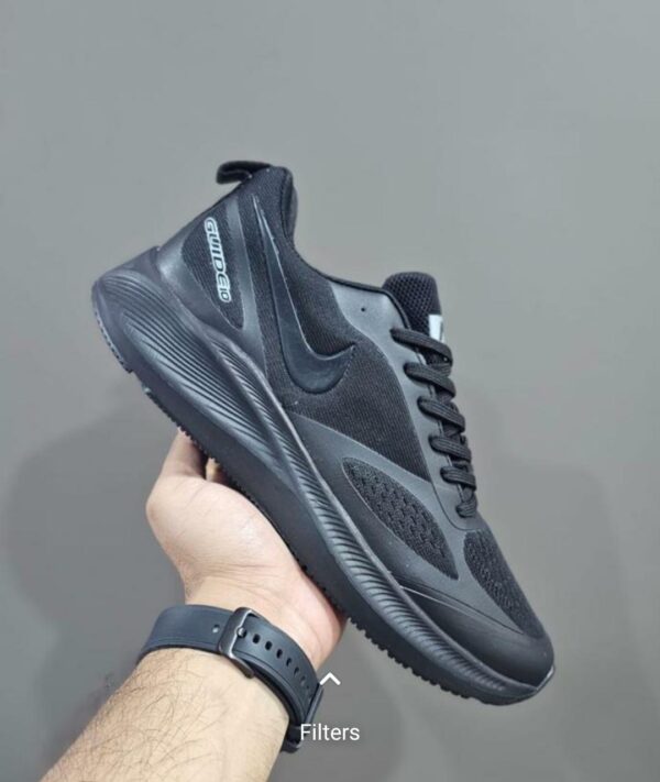 IMPORTED HIGH QUALITY SHOES WITH CREASE PROTECTOR INSIDE HIGH QUALITY AND COMFORT GUARANTEE FOR MENS AND WOMENS ( BA)