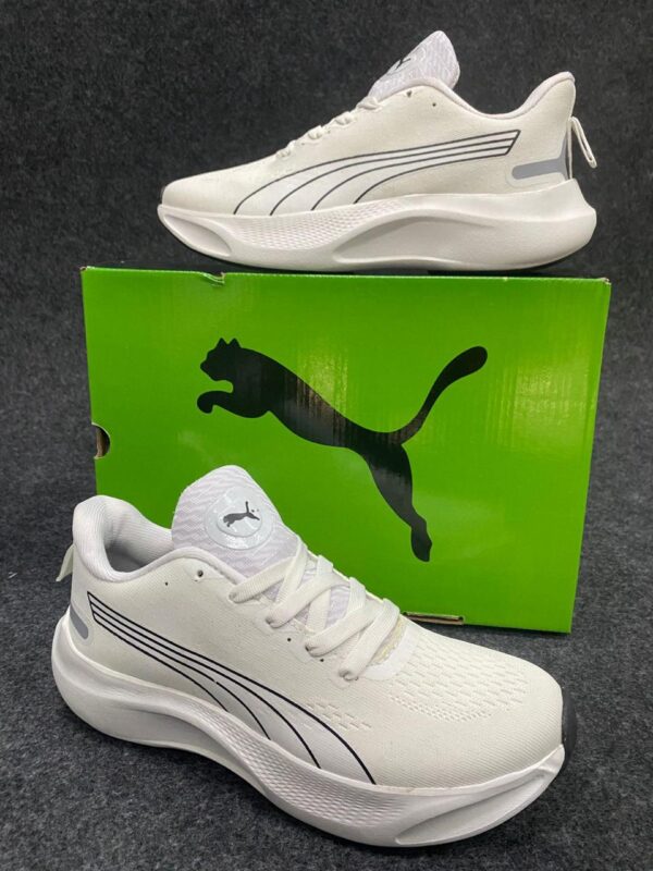 IMPORTED HIGH QUALITY SHOES WITH CREASE PROTECTOR INSIDE HIGH QUALITY AND COMFORT GUARANTEE FOR MENS AND WOMENS ( BA)