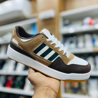 IMPORTED HIGH QUALITY SHOES WITH CREASE PROTECTOR INSIDE HIGH QUALITY AND COMFORT GUARANTEE FOR MENS AND WOMENS ( BA)