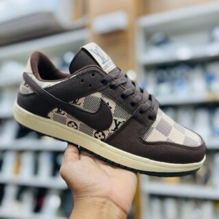 IMPORTED HIGH QUALITY SHOES WITH CREASE PROTECTOR INSIDE HIGH QUALITY AND COMFORT GUARANTEE FOR MENS AND WOMENS ( BA)