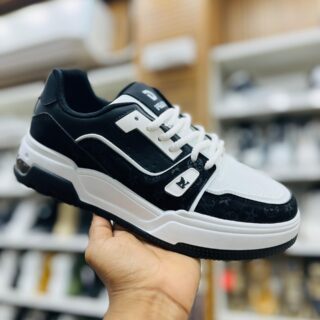 IMPORTED HIGH QUALITY SHOES WITH CREASE PROTECTOR INSIDE HIGH QUALITY AND COMFORT GUARANTEE FOR MENS AND WOMENS ( BA)
