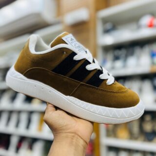 IMPORTED HIGH QUALITY SHOES WITH CREASE PROTECTOR INSIDE HIGH QUALITY AND COMFORT GUARANTEE FOR MENS AND WOMENS ( BA)