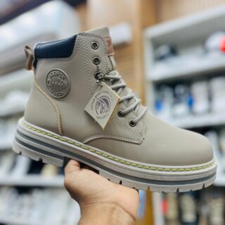 IMPORTED HIGH QUALITY SHOES WITH CREASE PROTECTOR INSIDE HIGH QUALITY AND COMFORT GUARANTEE FOR MENS AND WOMENS ( BA)