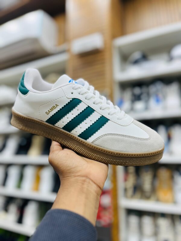 IMPORTED HIGH QUALITY SHOES WITH CREASE PROTECTOR INSIDE HIGH QUALITY AND COMFORT GUARANTEE FOR MENS AND WOMENS ( BA)