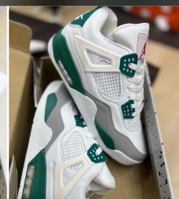 IMPORTED HIGH QUALITY SHOES WITH CREASE PROTECTOR INSIDE HIGH QUALITY AND COMFORT GUARANTEE FOR MENS AND WOMENS ( BA)