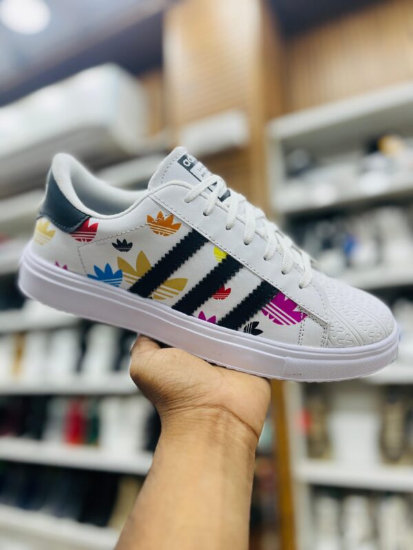 IMPORTED HIGH QUALITY SHOES WITH CREASE PROTECTOR INSIDE HIGH QUALITY AND COMFORT GUARANTEE FOR MENS AND WOMENS ( BA)