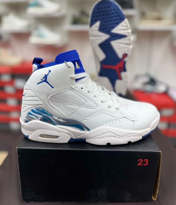 IMPORTED HIGH QUALITY SHOES WITH CREASE PROTECTOR INSIDE HIGH QUALITY AND COMFORT GUARANTEE FOR MENS AND WOMENS ( BA)