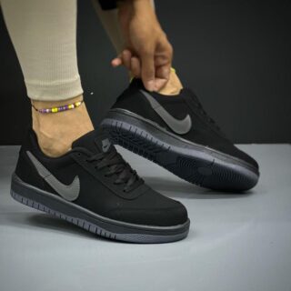 IMPORTED HIGH QUALITY SHOES WITH CREASE PROTECTOR INSIDE HIGH QUALITY AND COMFORT GUARANTEE FOR MENS AND WOMENS ( BA)