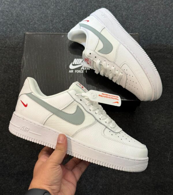 IMPORTED HIGH QUALITY SHOES WITH CREASE PROTECTOR INSIDE HIGH QUALITY AND COMFORT GUARANTEE FOR MENS AND WOMENS ( BA)