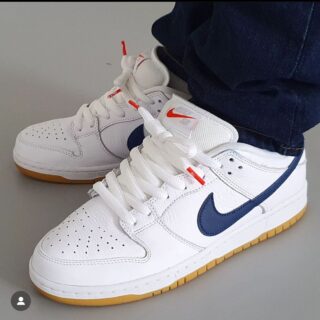 IMPORTED HIGH QUALITY SHOES WITH CREASE PROTECTOR INSIDE HIGH QUALITY AND COMFORT GUARANTEE FOR MENS AND WOMENS ( BA)
