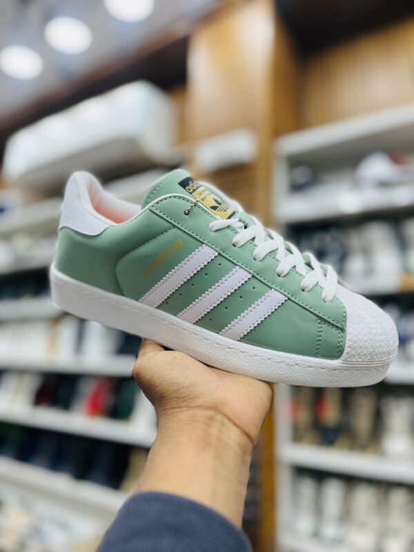 IMPORTED HIGH QUALITY SHOES WITH CREASE PROTECTOR INSIDE HIGH QUALITY AND COMFORT GUARANTEE FOR MENS AND WOMENS ( BA)