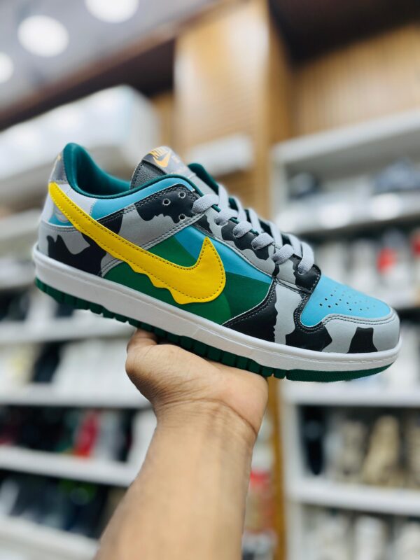 IMPORTED HIGH QUALITY SHOES WITH CREASE PROTECTOR INSIDE HIGH QUALITY AND COMFORT GUARANTEE FOR MENS AND WOMENS ( BA)