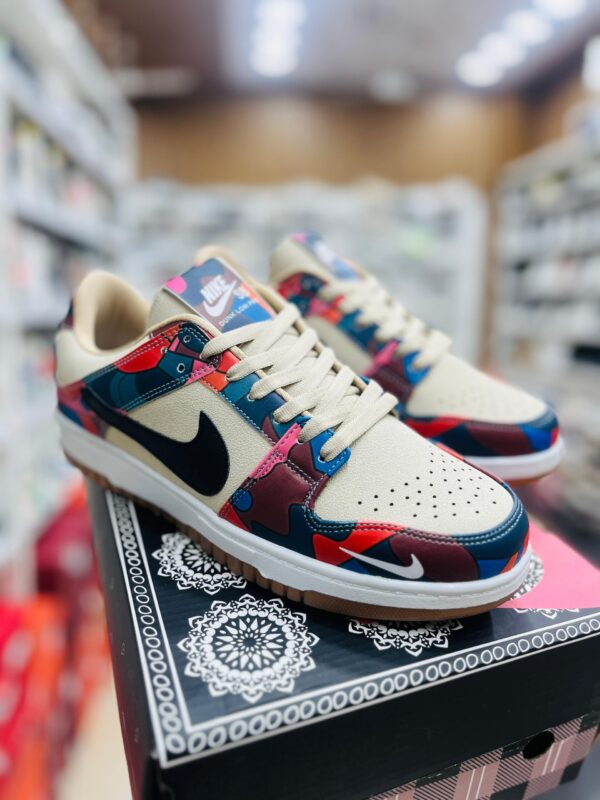 IMPORTED HIGH QUALITY SHOES WITH CREASE PROTECTOR INSIDE HIGH QUALITY AND COMFORT GUARANTEE FOR MENS AND WOMENS ( BA)