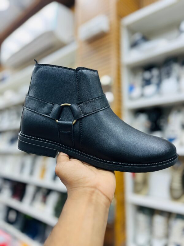 Shoes imported top quality brand (BA) for mens and womens