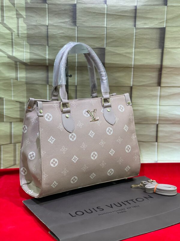 IMPORTED WOMENS PURE LEATHER HIGH QUALITY HANDBAGS FOR ALL STYLES