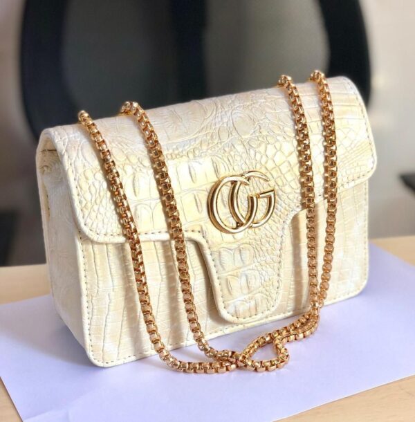 IMPORTED WOMENS PURE LEATHER HIGH QUALITY HANDBAGS FOR ALL STYLES
