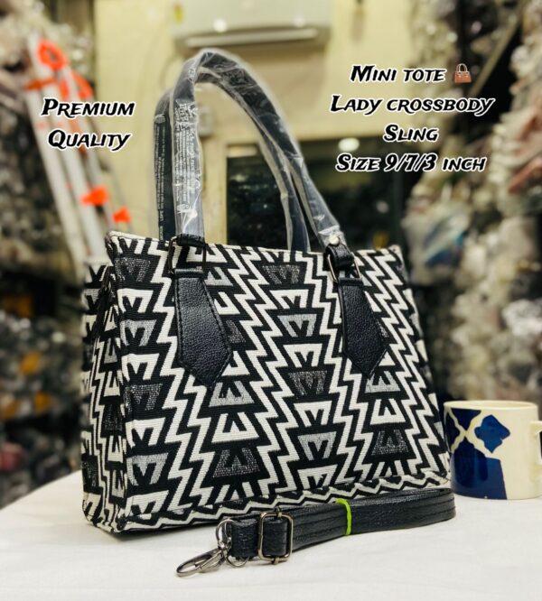 IMPORTED WOMENS PURE LEATHER HIGH QUALITY HANDBAGS FOR ALL STYLES