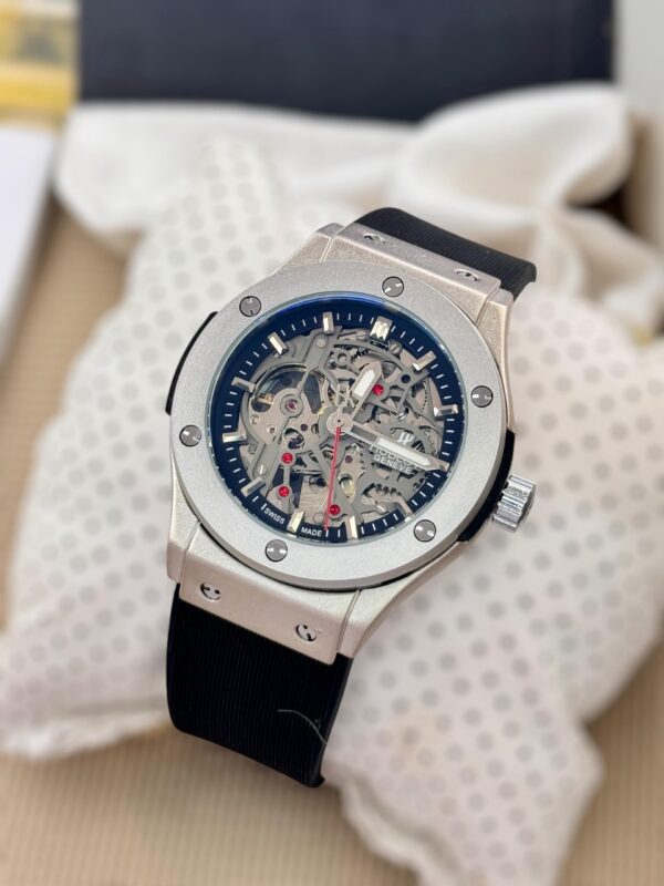 HUBLOT MENS PREMIUM WATCH AUTOMATIC MODEL STYLISH WATCH