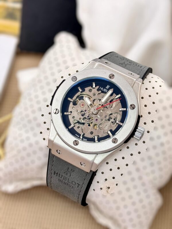 HUBLOT MENS PREMIUM WATCH AUTOMATIC MODEL STYLISH WATCH