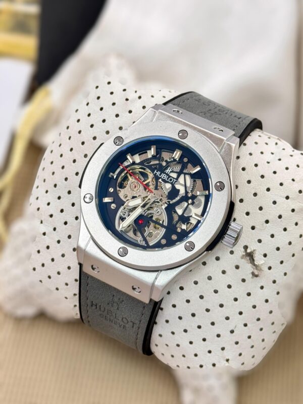 HUBLOT MENS PREMIUM WATCH AUTOMATIC MODEL STYLISH WATCH