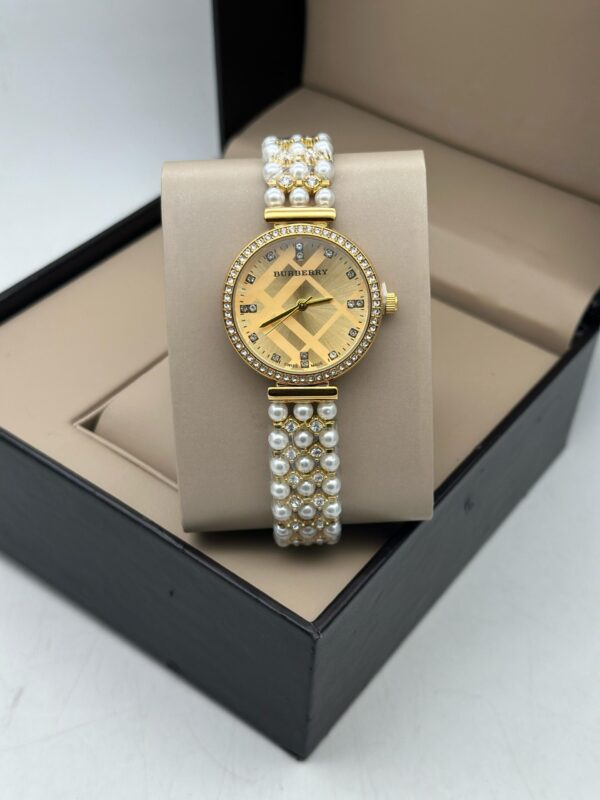 BURBERRY WOMENS WATCH CRYSTAL AND ROYAL LOOK WOMENS MADE