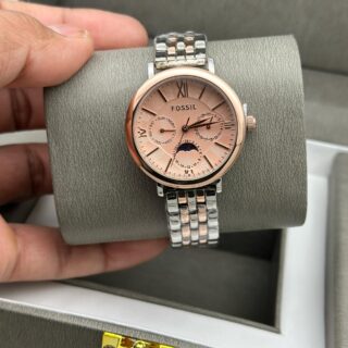 FOSSIL WOMENS PREMIUM WATCH ESPECIALLY CRAFTED FROM EVERYONE ALL TIME USE
