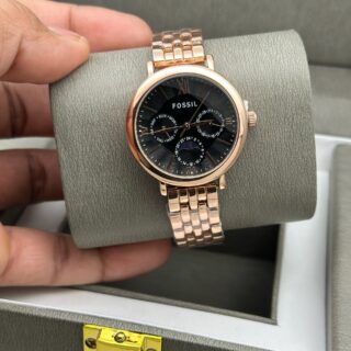 FOSSIL WOMENS PREMIUM WATCH ESPECIALLY CRAFTED FROM EVERYONE ALL TIME USE