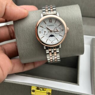 FOSSIL WOMENS PREMIUM WATCH ESPECIALLY CRAFTED FROM EVERYONE ALL TIME USE