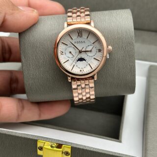 FOSSIL WOMENS PREMIUM WATCH ESPECIALLY CRAFTED FROM EVERYONE ALL TIME USE