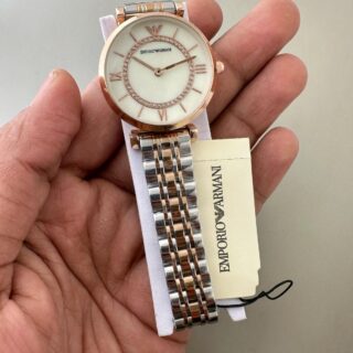 EMPORIO ARMANI WOMENS PREMIUM WEIGHT LESS WATCH FOR ALL TIME USE STAINLESS STEEL