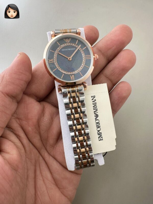 EMPORIO ARMANI WOMENS PREMIUM WEIGHT LESS WATCH FOR ALL TIME USE STAINLESS STEEL
