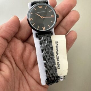 EMPORIO ARMANI WOMENS PREMIUM WEIGHT LESS WATCH FOR ALL TIME USE STAINLESS STEEL