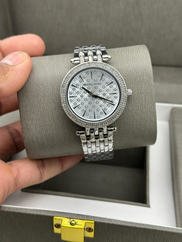 MICHEL KORS DESIGNER WOMENS PREMIUM EDITION WATCH