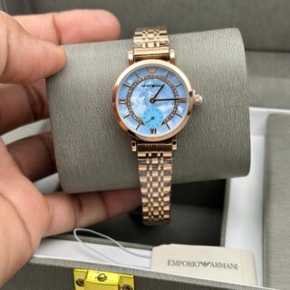 EMPORIO ARMANI WOMENS PREMIUM WEIGHT LESS WATCH FOR ALL TIME USE STAINLESS STEEL
