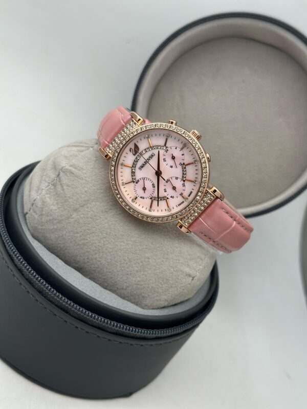FOSSIL SILICON STRAP WOMENS PREMIUM CRYTSAL COVERED WATCH FOR WOMENS ALL MATCHED