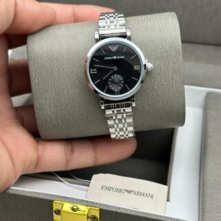EMPORIO ARMANI WOMENS PREMIUM WEIGHT LESS WATCH FOR ALL TIME USE STAINLESS STEEL