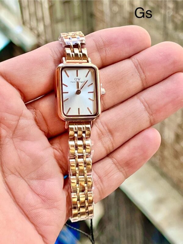 DANIEL WELLINGTON WOMENS  STAINLESS STEEL WATCH FOR WOMENS