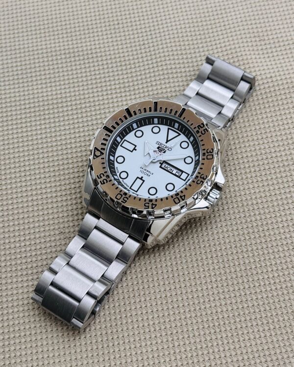 SEIKO MENS PREMIUM STAINLESS STEEL WATCHES