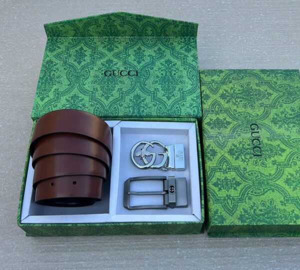 BIG BRANDS MENS WALLETS AND BELTS (VISIBLE IN IMAGE