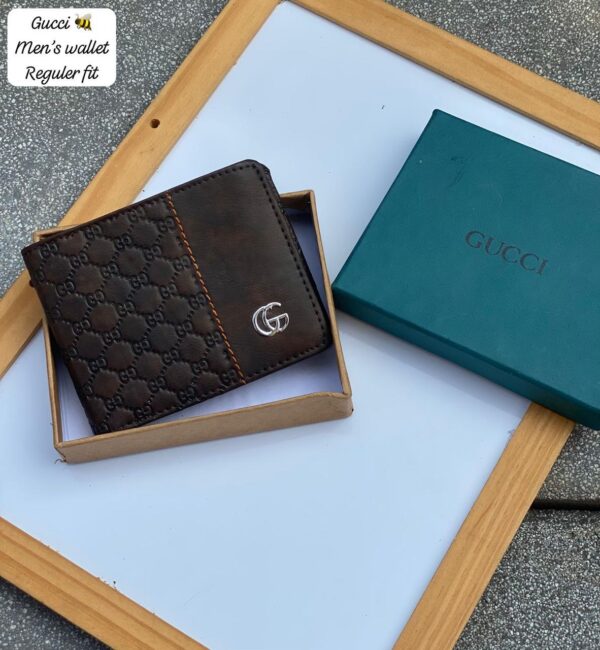 BIG BRANDS MENS WALLETS AND BELTS (VISIBLE IN IMAGE