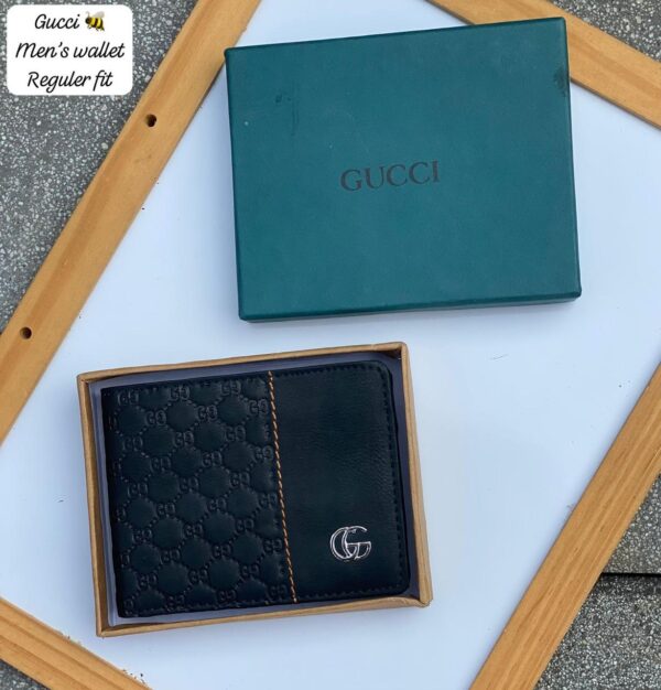 BIG BRANDS MENS WALLETS AND BELTS (VISIBLE IN IMAGE