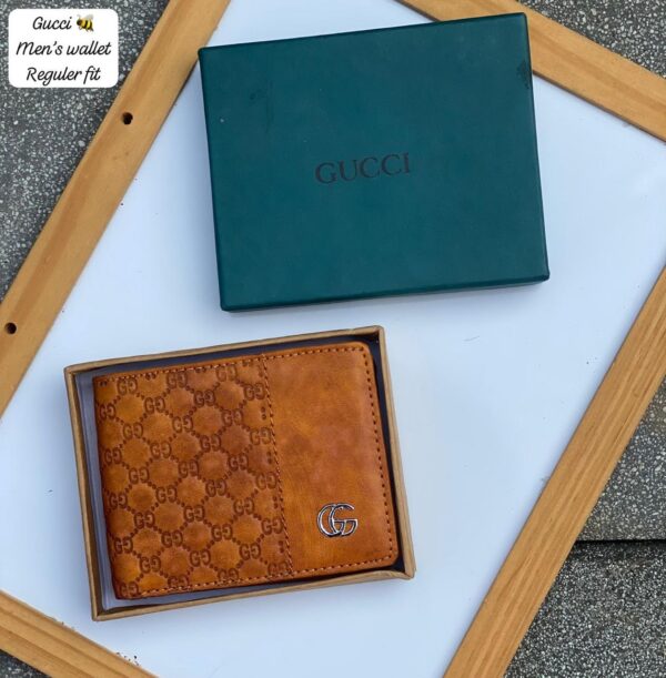BIG BRANDS MENS WALLETS AND BELTS (VISIBLE IN IMAGE