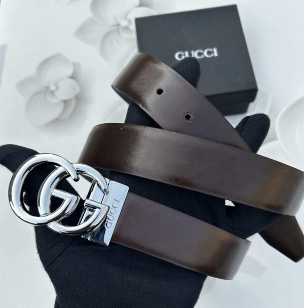 BIG BRANDS MENS WALLETS AND BELTS (VISIBLE IN IMAGE