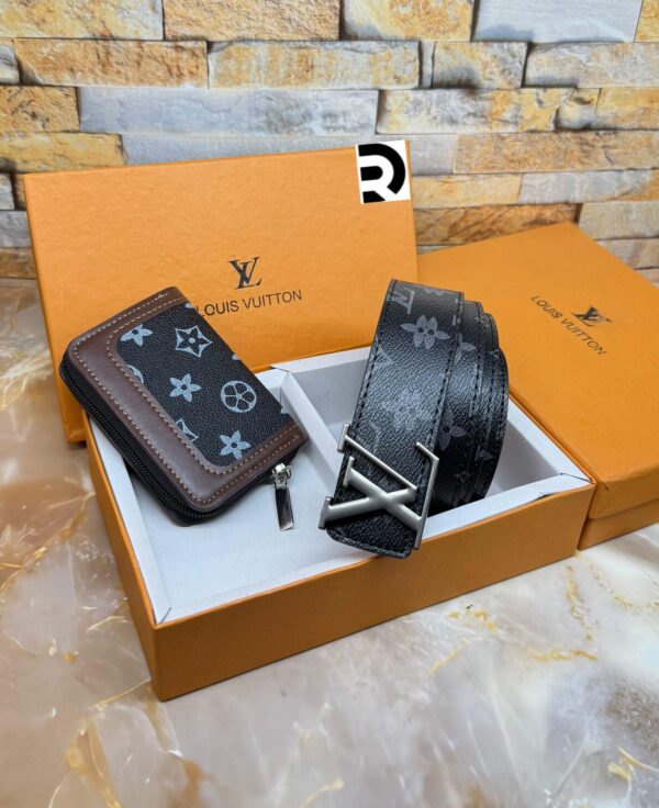 BIG BRANDS MENS WALLETS AND BELTS (VISIBLE IN IMAGE