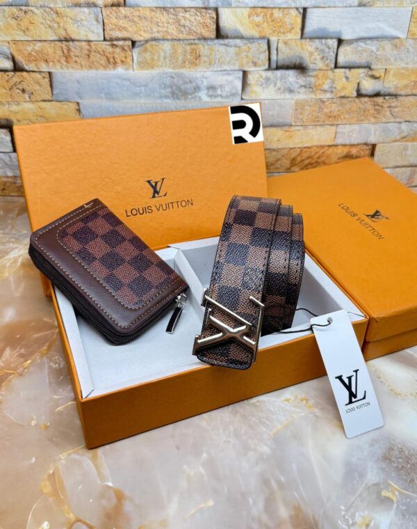 BIG BRANDS MENS WALLETS AND BELTS (VISIBLE IN IMAGE