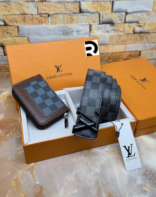 BIG BRANDS MENS WALLETS AND BELTS (VISIBLE IN IMAGE