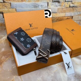BIG BRANDS MENS WALLETS AND BELTS (VISIBLE IN IMAGE