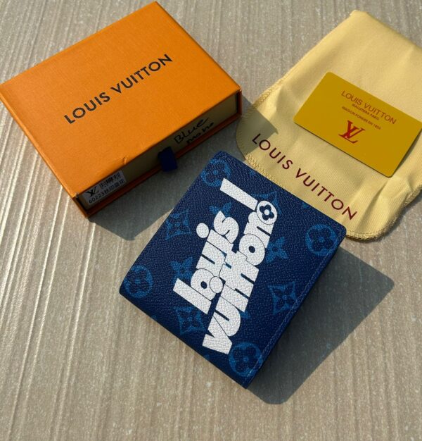 BIG BRANDS MENS WALLETS AND BELTS (VISIBLE IN IMAGE