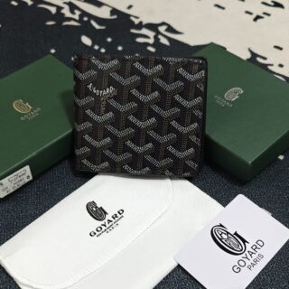 BIG BRANDS MENS WALLETS AND BELTS (VISIBLE IN IMAGE